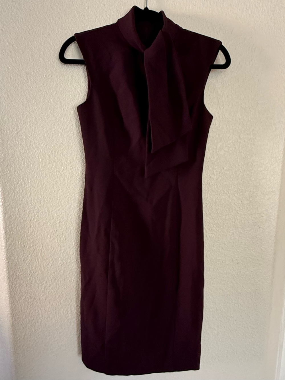 Harper Rose Sleeveless Midi Dress in Plum Size 0P